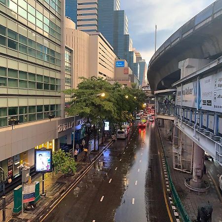 Thaiphiphat House Bangkok Exterior foto