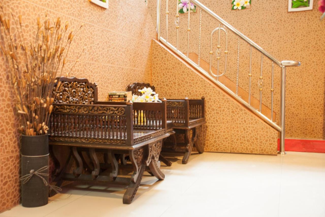 Thaiphiphat House Bangkok Exterior foto