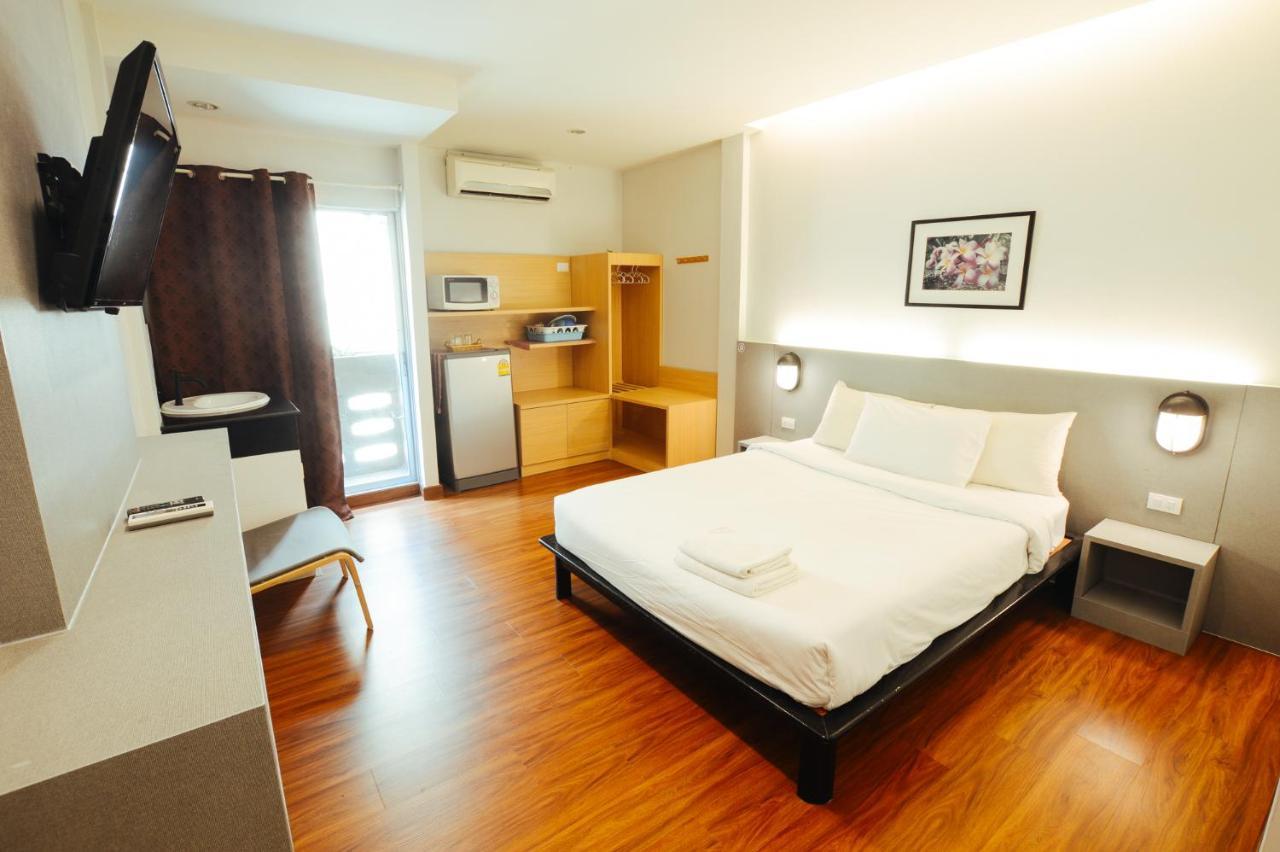 Thaiphiphat House Bangkok Exterior foto