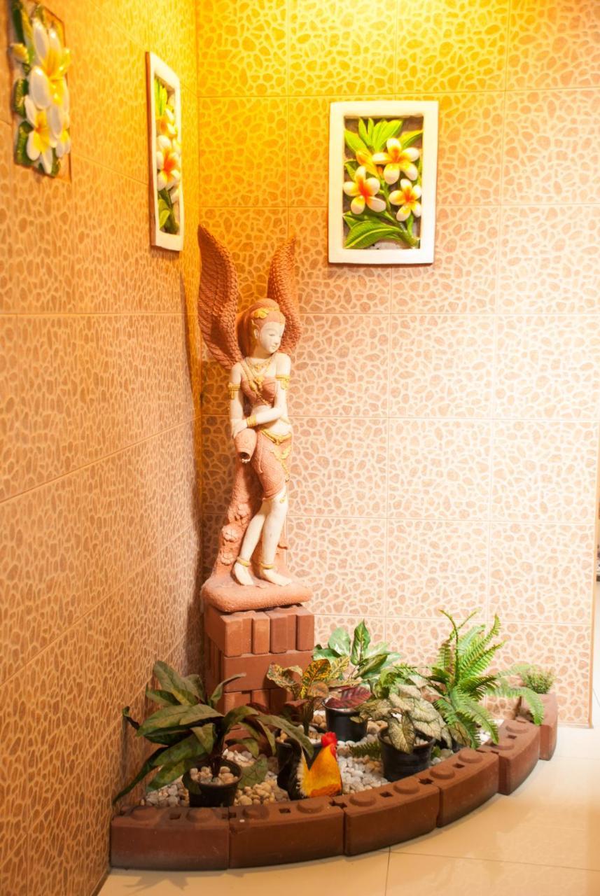 Thaiphiphat House Bangkok Exterior foto